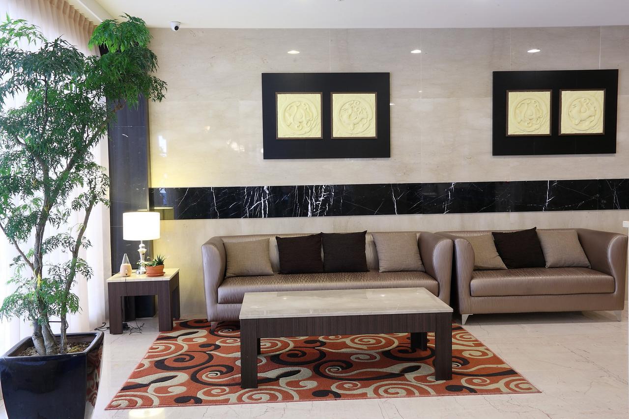Maple Hotel Tainan Exterior foto